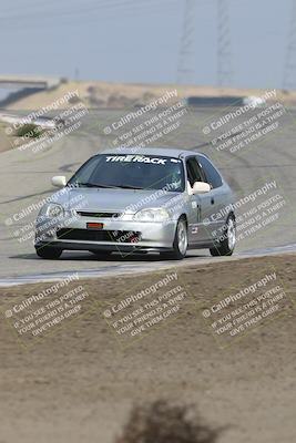 media/Oct-19-2025-Speed Ventures (Sun) [[a6e7fe67be]]/Red/Session 2 (Outside Grapevine)/